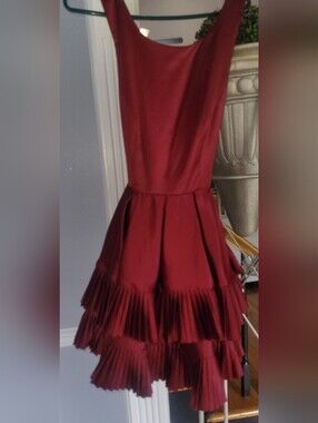 Women Elegant Burgundy Tiered Party Dress